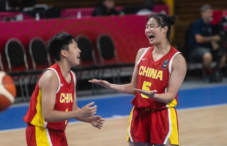 易信盈 女篮65分惨败后再遭打击！被日本伤口撒盐：丢掉亚洲第1未来堪忧！